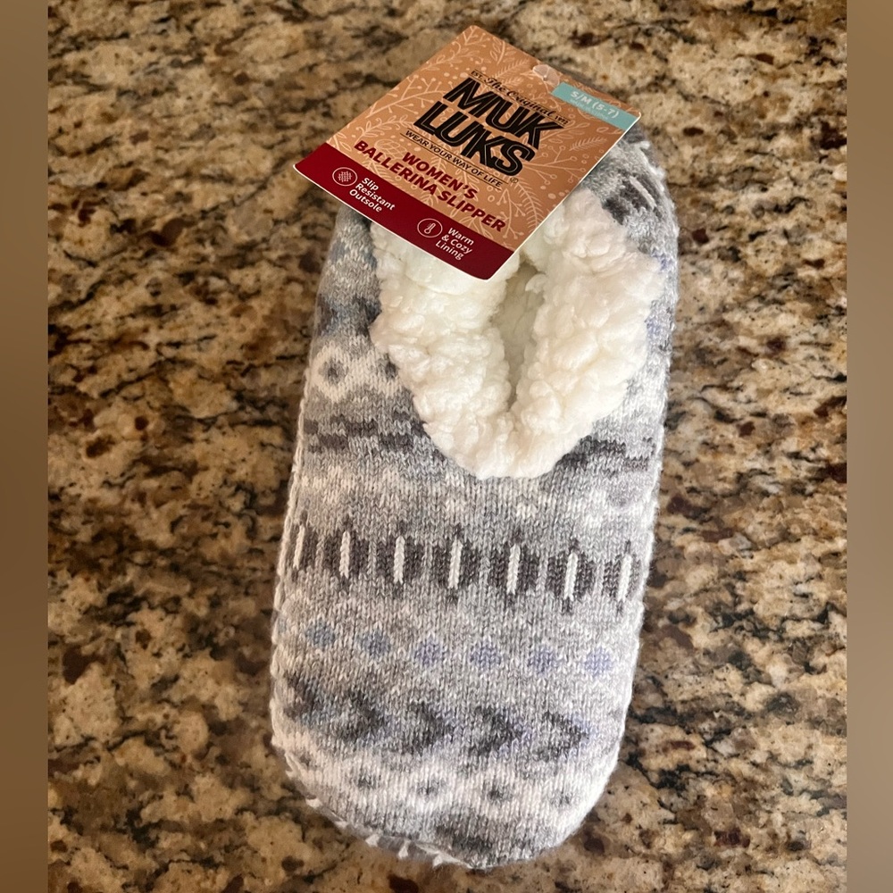 Muk Luks Women's Moonstone Ballerina Slipper Size S/M 5-7